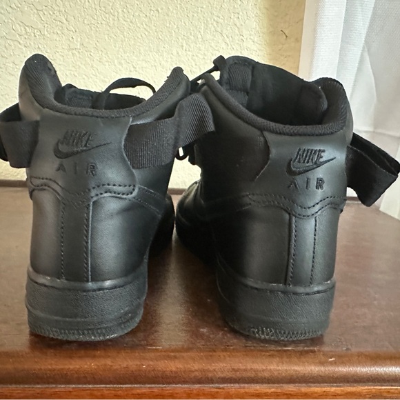 Nike AF1 Air Force One High Top Sneakers - Black - Picture 7 of 8